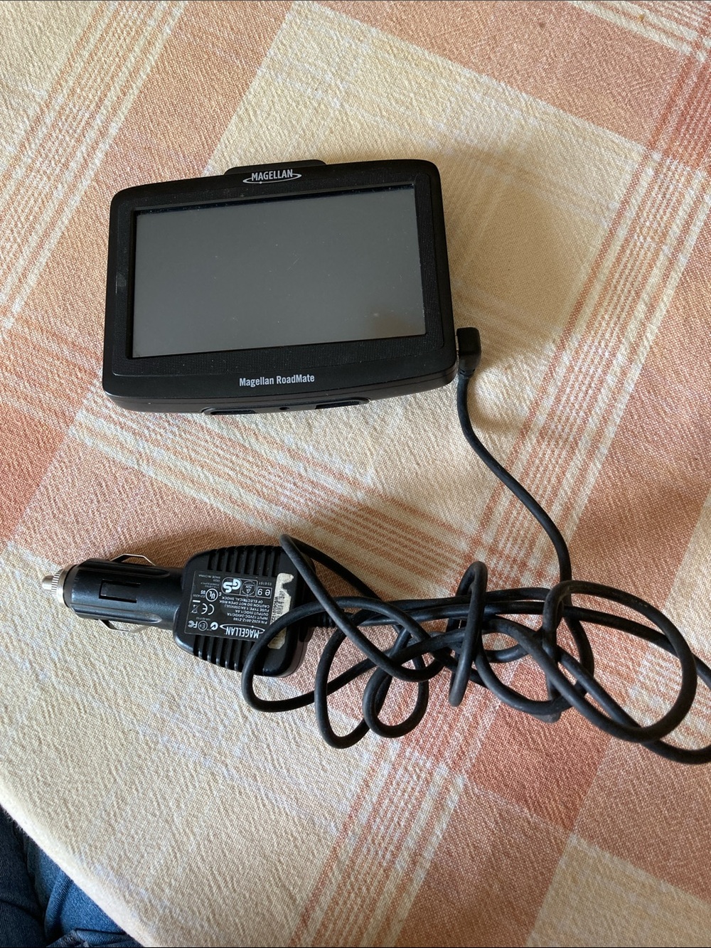 Magellan Outdoors RoadMate GPS Unit in Black